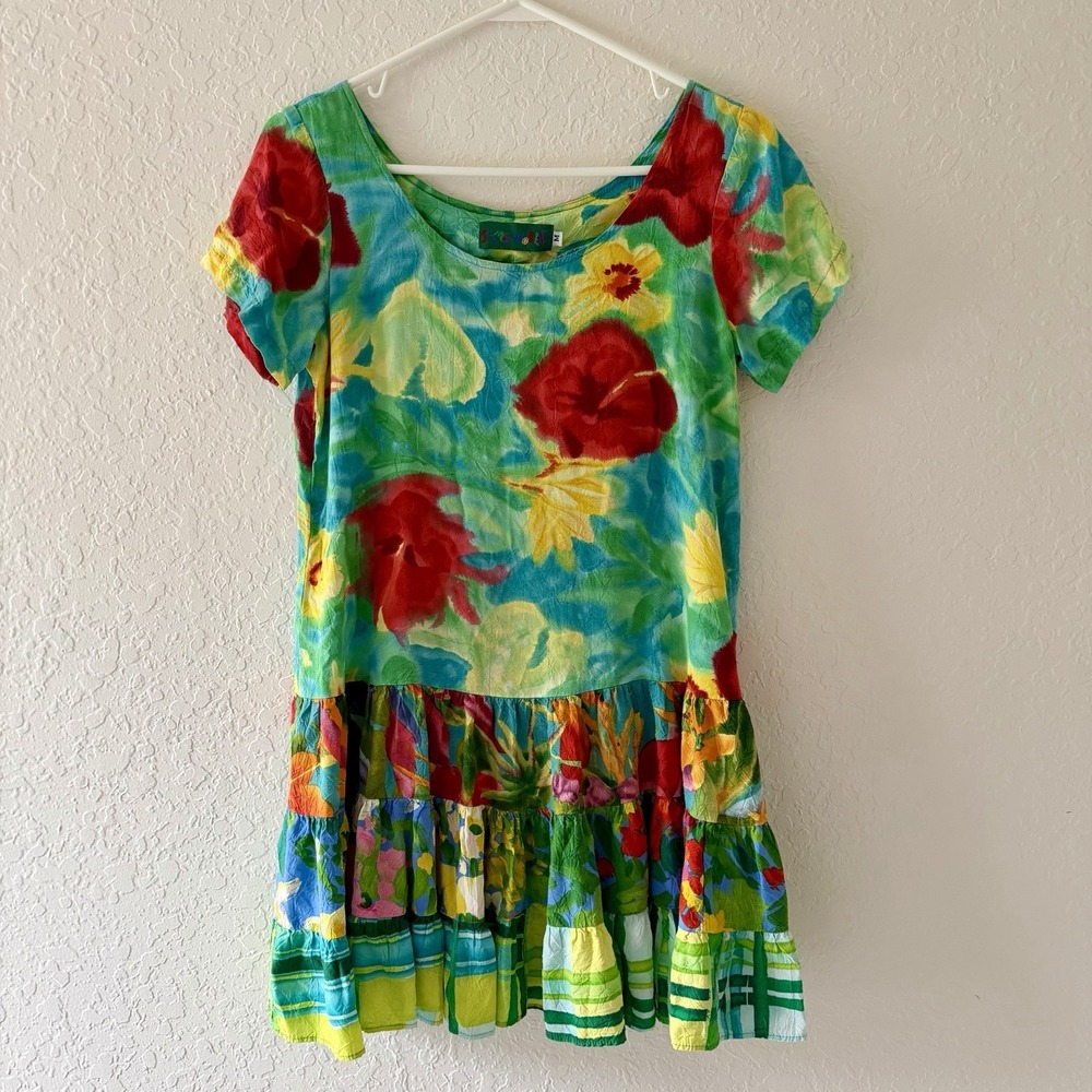 Vintage Jams‎ World Dress Hattie Medium 90s Tropical Floral Artsy Cruise Ruffle